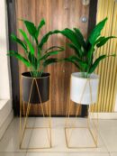 FLOWER VASE GOLD STAND