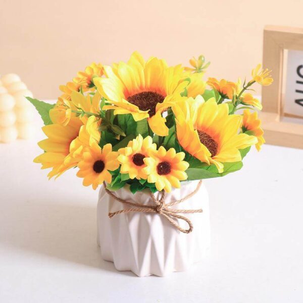 FLOWER VASE