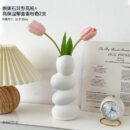 WHITE NORDIC FLOWER VASE