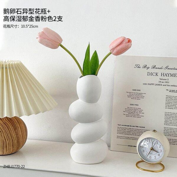 WHITE NORDIC FLOWER VASE - Image 3