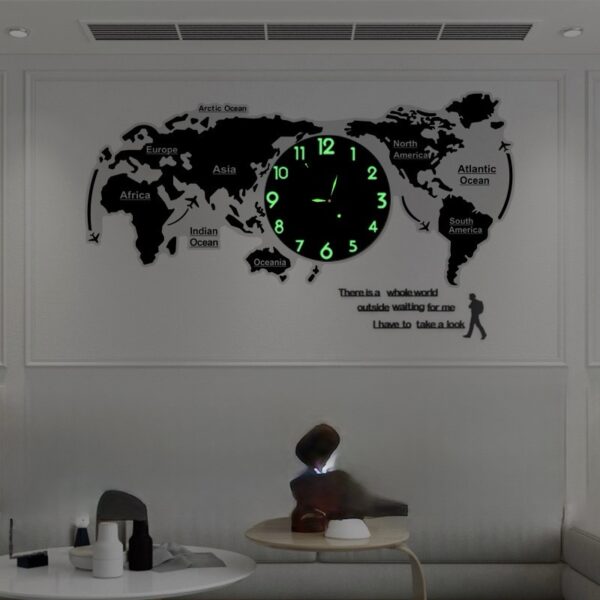 WALL CLOCK-WORLD MAP BLACK