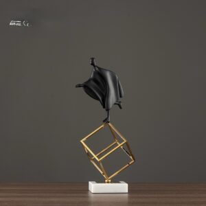 FIGURE ON GOLD HEXAGON 3