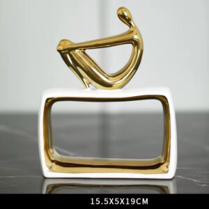 FIGURE ON SQUARE DECOR