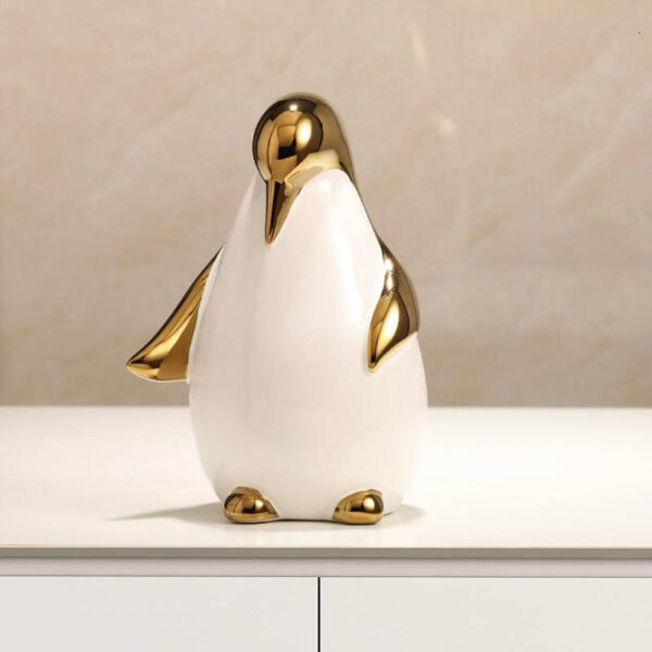 PENGUIN DECOR