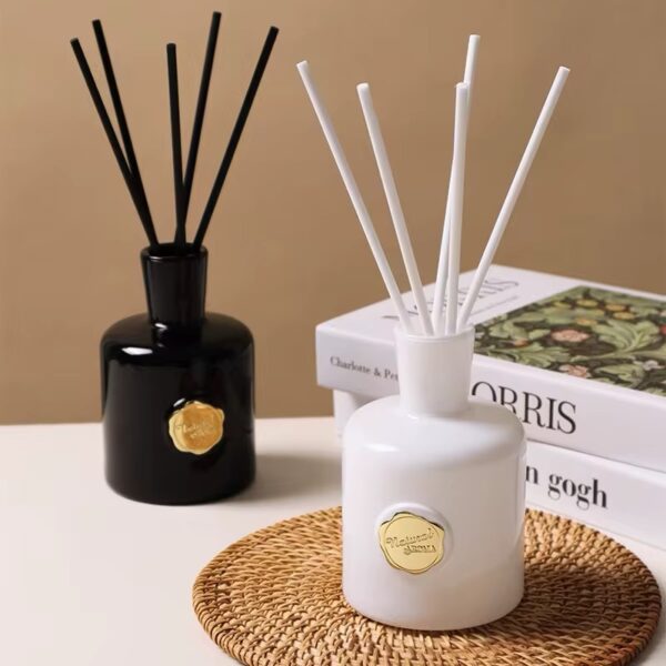 200ML CREST REED DIFFUSER - Image 2