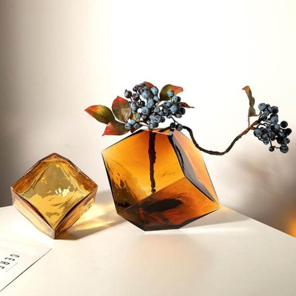 GOLD CUBE VASE AND FLOWER SET - Image 3