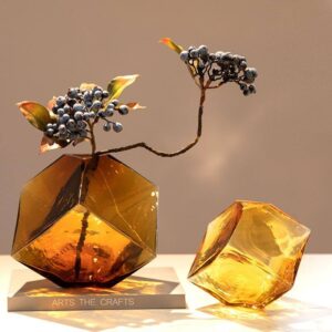 GOLD CUBE VASE AND FLOWER SET