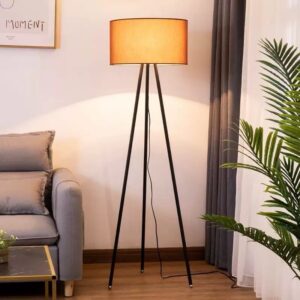 FLOOR LAMP 3 LEGS