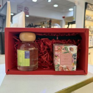REED DIFFUSER & CANDLE GIFT SET 001