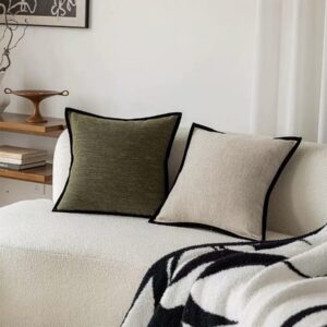 THROW PILLOW 008