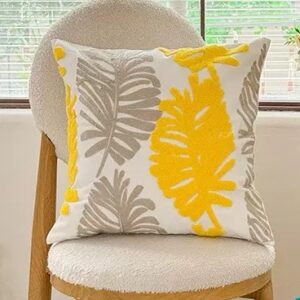 THROW PILLOW 013